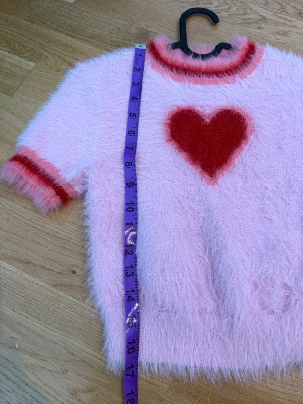 Kimchi Blue Urban Outfitters Fuzzy Heart Sweater Pink Red Crop Top XS - Picture 5 of 6